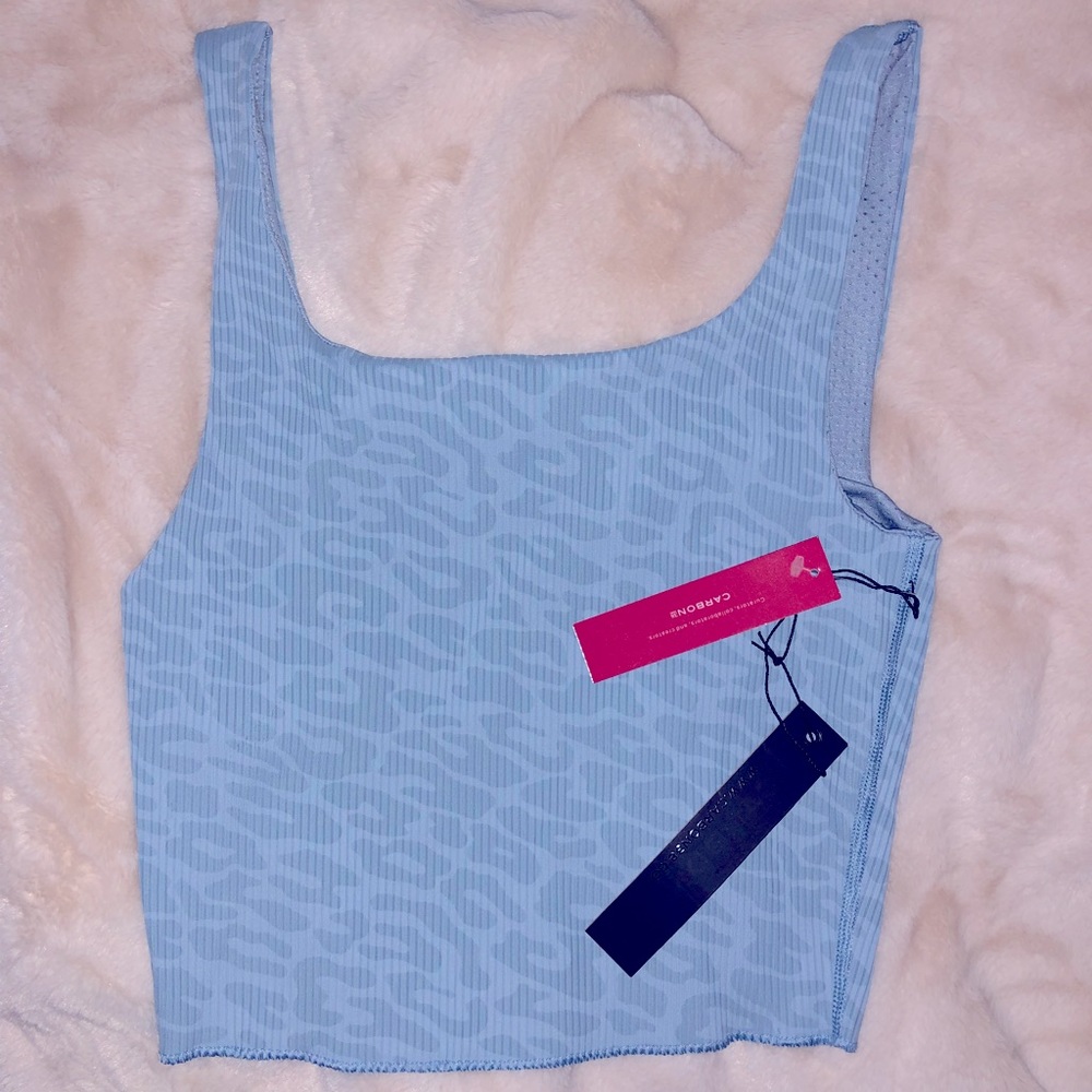 Carbon38 printed ribbed tank